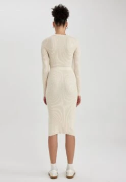 DeFacto Kokerrok - Beige -DeFacto e03c9efaf1634eceb4d85517eff13feb