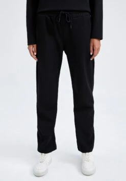 DeFacto Standart Fit- Trainingsbroek - Black