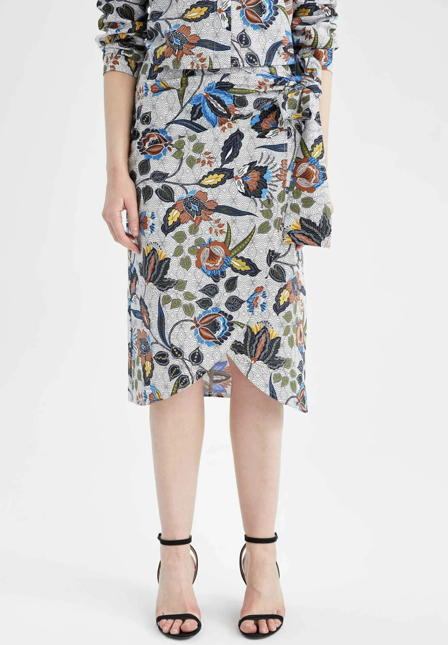 DeFacto Wikkelrok - Grey 3 DeFacto Wikkelrok - Grey