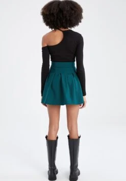 DeFacto Short - A-Lijn Rok - Green 7 DeFacto Short - A-Lijn Rok - Green -DeFacto e5bf63c389954f3fabc8a4cede7edd3a