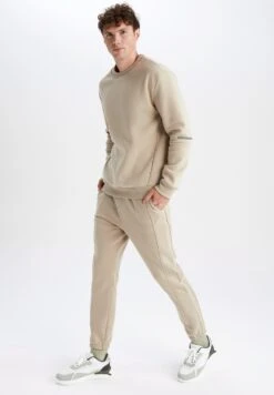 DeFacto Standart Fit - Trainingsbroek - Beige -DeFacto e8268e778b21460898abfc50cb5a6793
