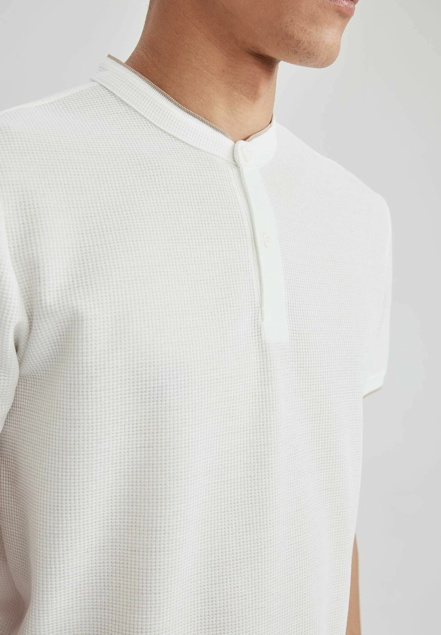 DeFacto Modern Fit- T-Shirt Basic - White 6 DeFacto Modern Fit- T-Shirt Basic - White - Afbeelding 4