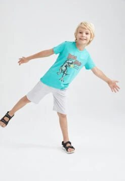 DeFacto Set Regular Fit- Shorts - Green -DeFacto f20ca354dd7f4d80bc08dc9633e509b6