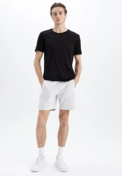 DeFacto Shorts - Grey 6 DeFacto Shorts - Grey -DeFacto f60a90e37af34209a39a6c3ae91d5c25