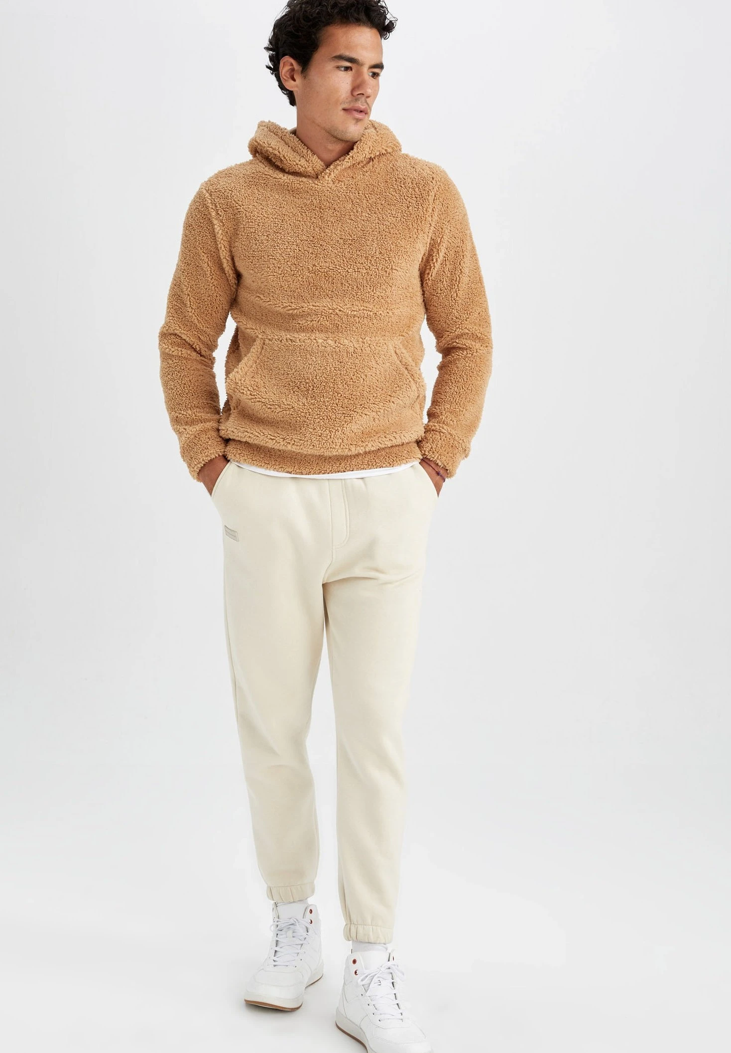 DeFacto Regular Fit - Hoodie - Brown 4 DeFacto Regular Fit - Hoodie - Brown - Afbeelding 2