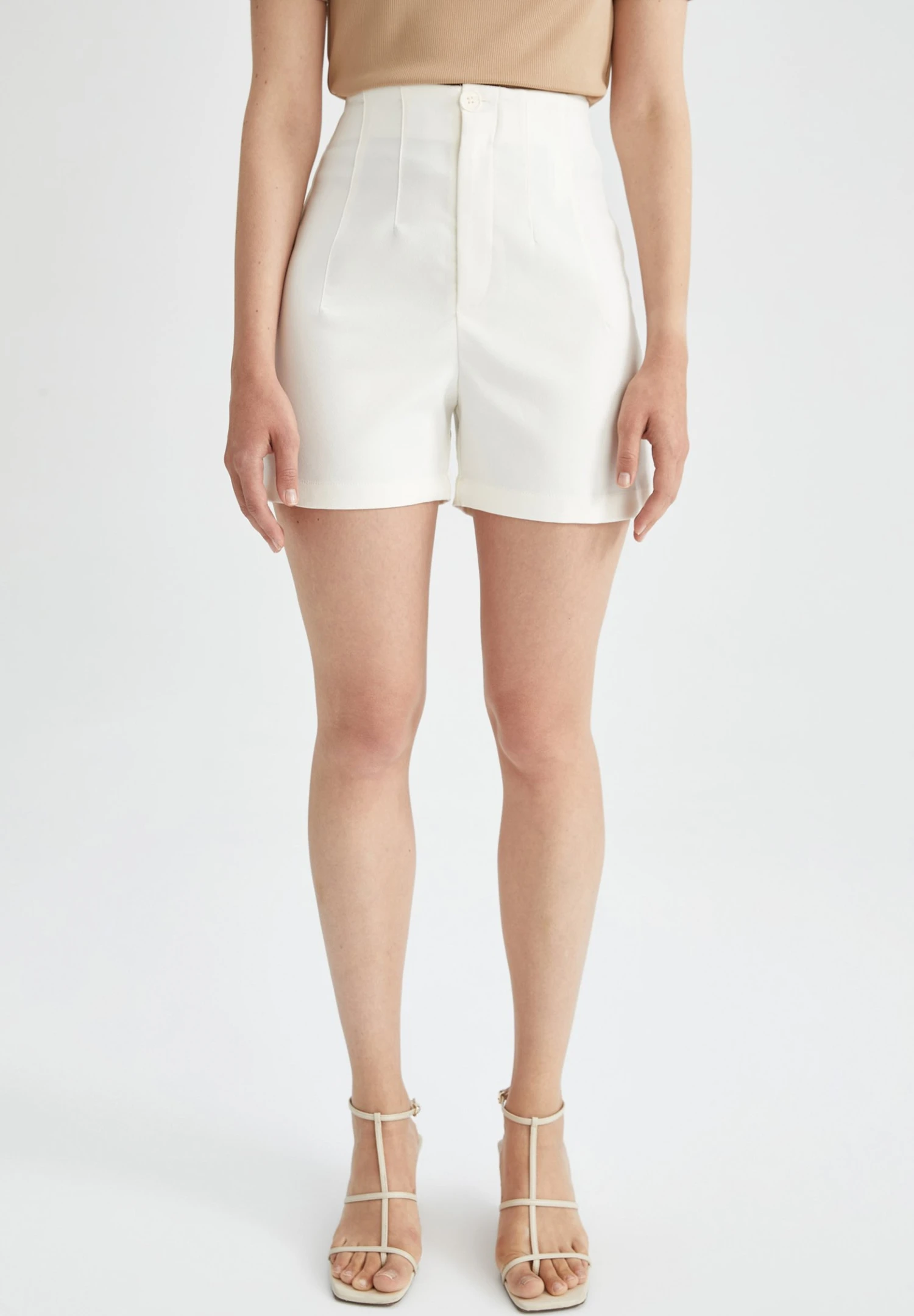 DeFacto Regular Fit- Shorts - Ecru 3 DeFacto Regular Fit- Shorts - Ecru