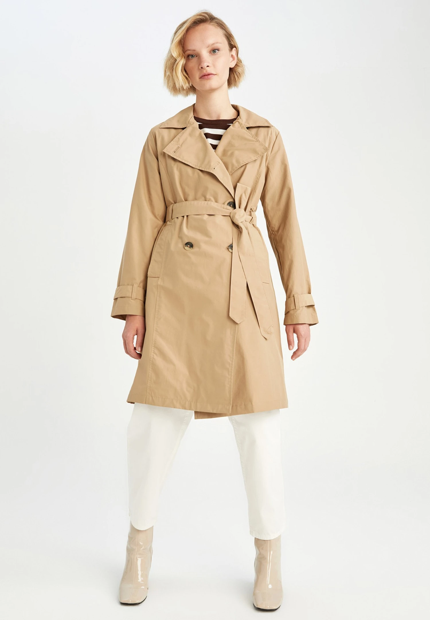 DeFacto Regular Fit- Trenchcoat - Beige 4 DeFacto Regular Fit- Trenchcoat - Beige - Afbeelding 2