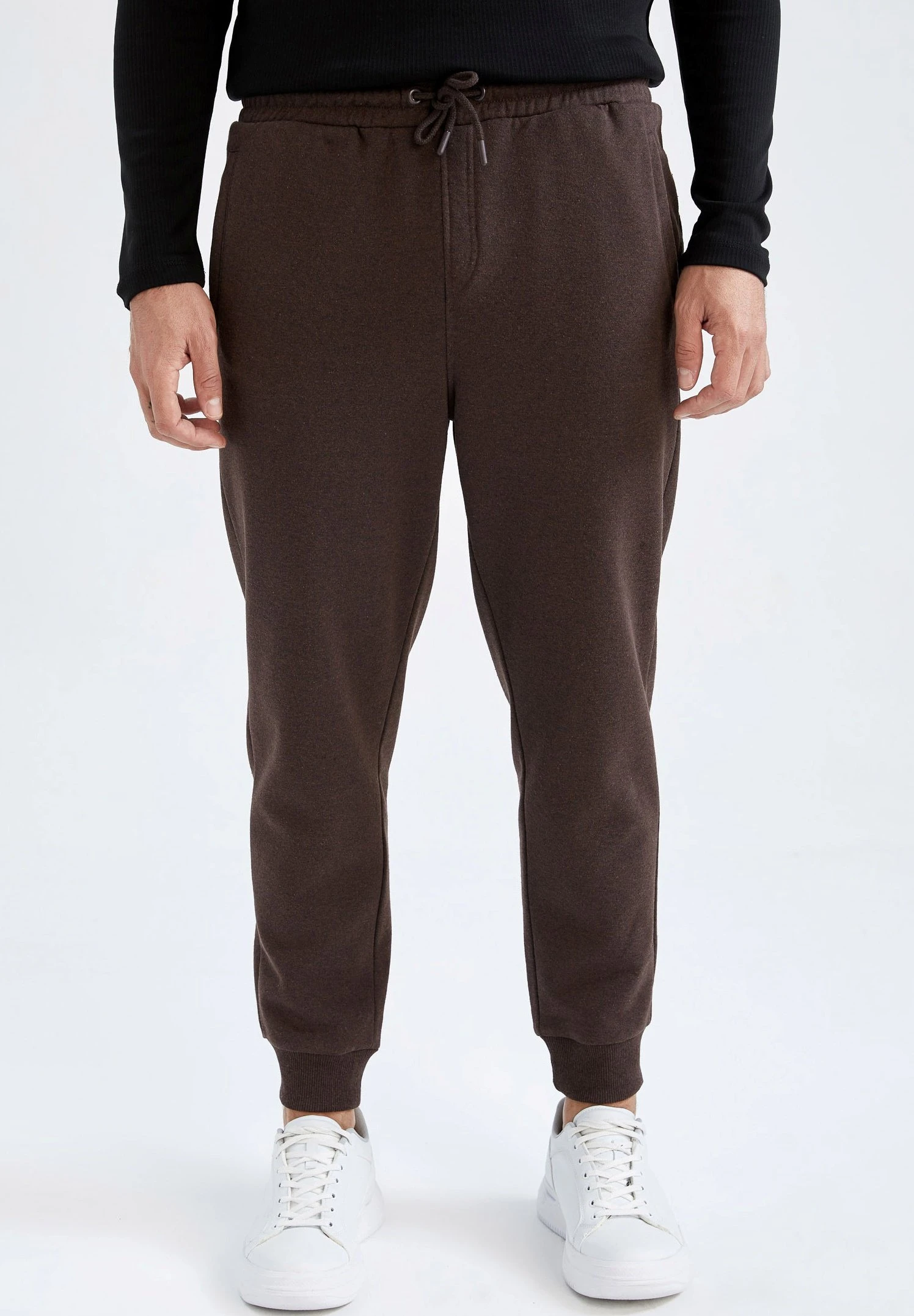 DeFacto Regular Fit- Trainingsbroek - Brown 3 DeFacto Regular Fit- Trainingsbroek - Brown